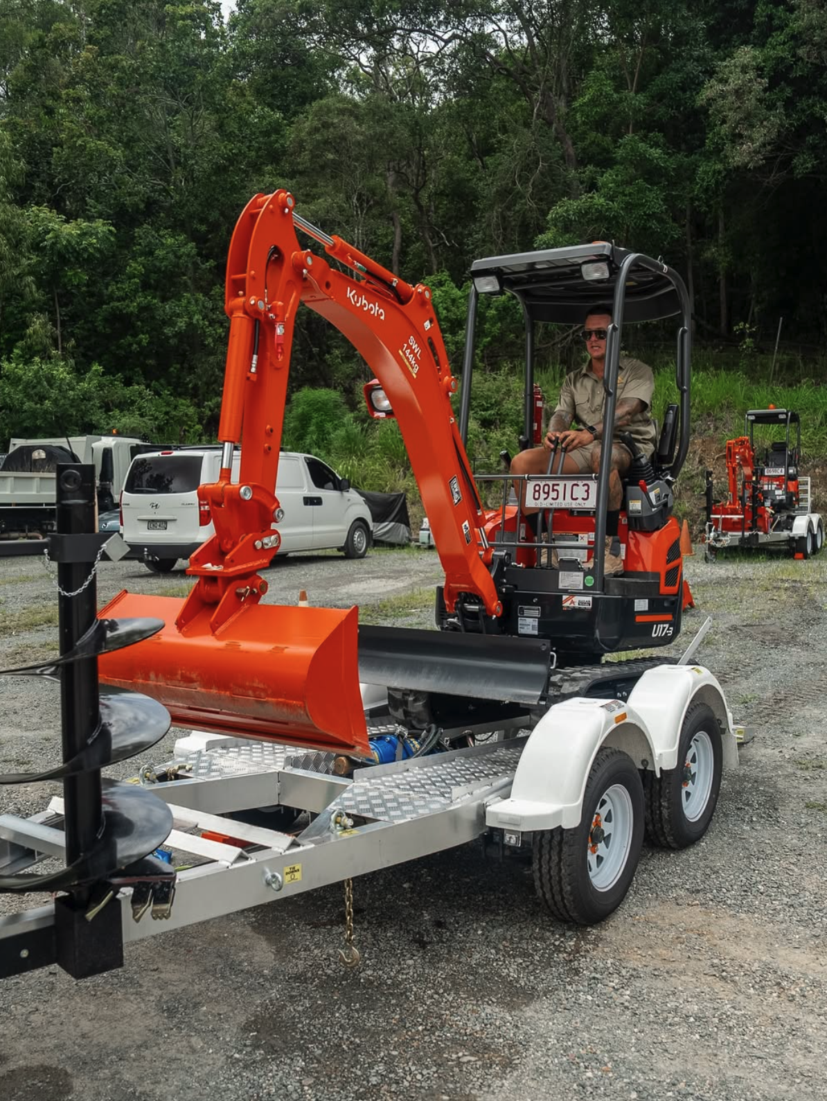 Excavator 5 Day Hire Weekday Fri - Mon