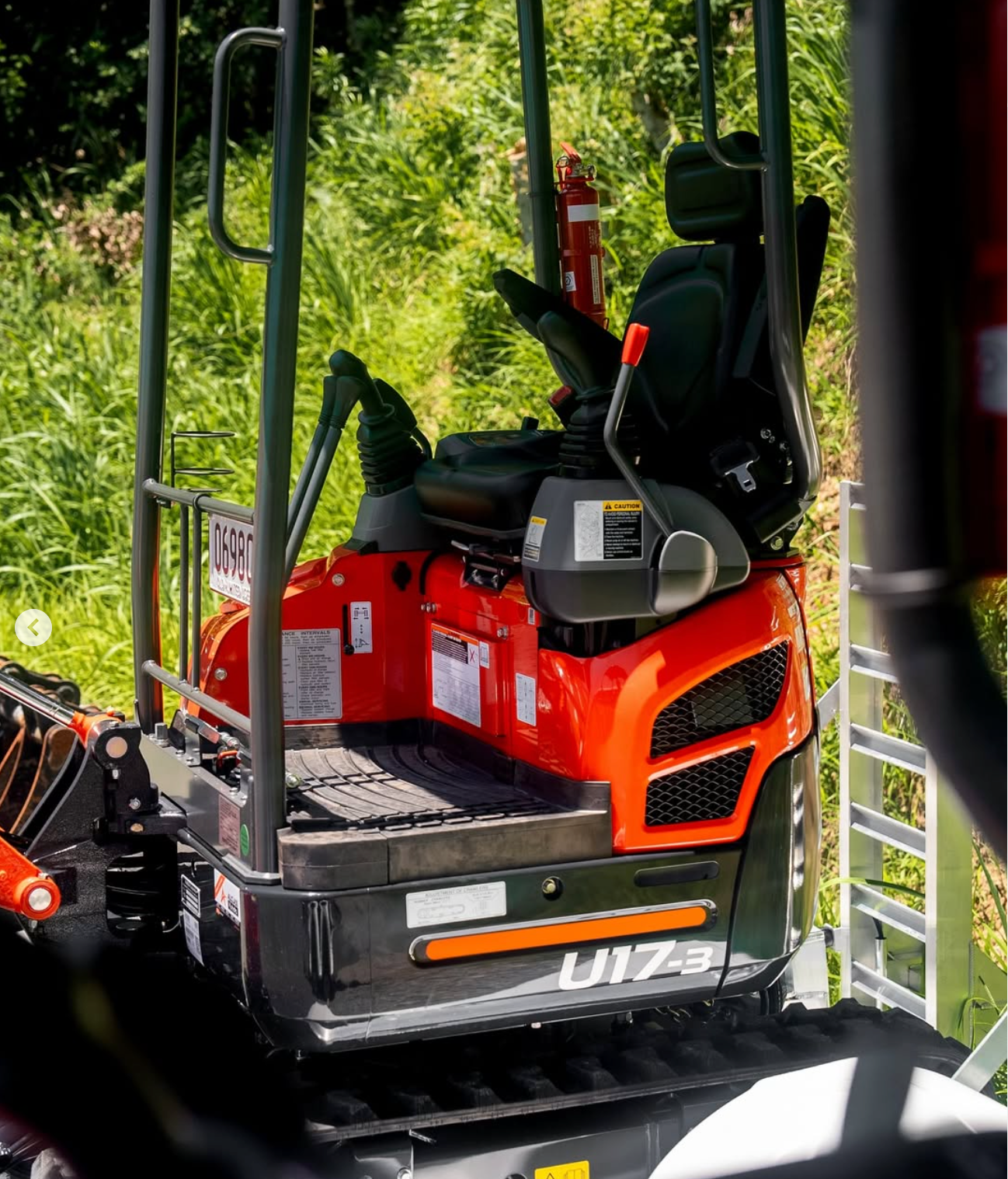 Excavator 5 Day Hire Weekday Fri - Mon