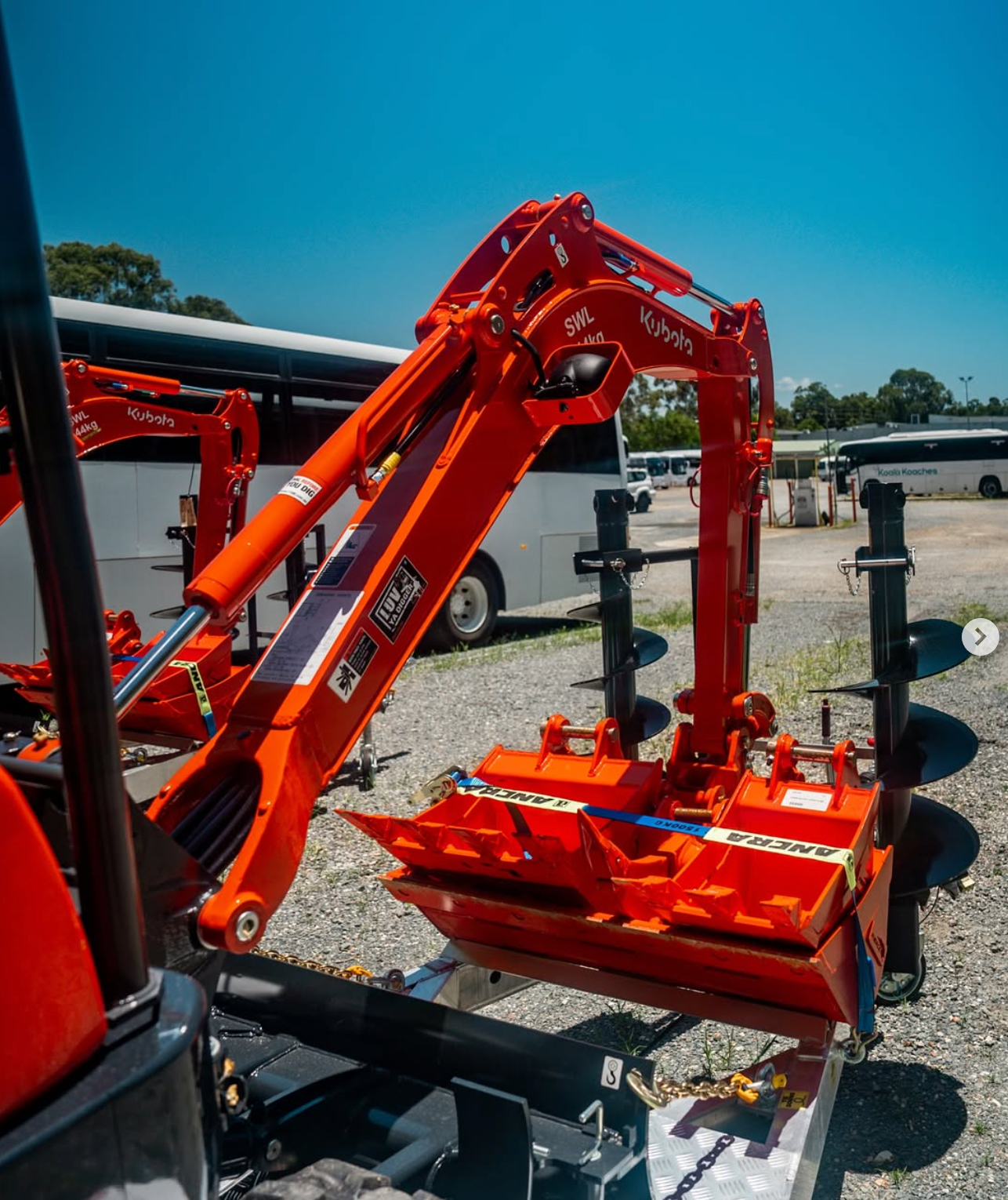 Excavator 5 Day Hire Weekday Fri - Mon