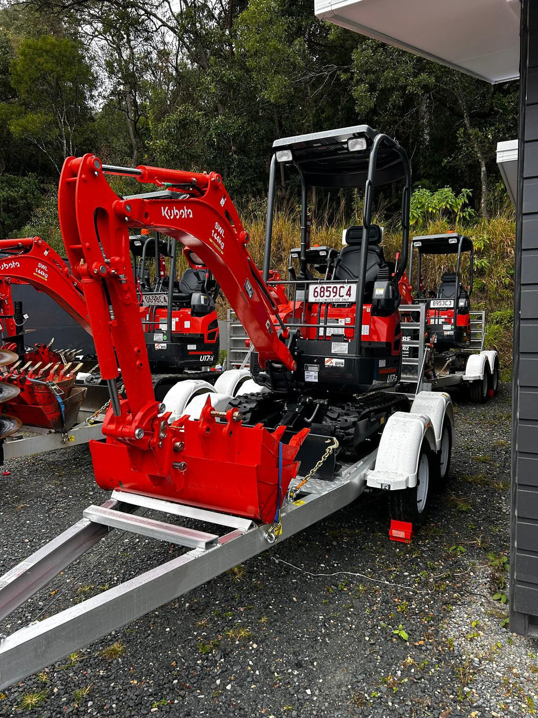 Weekend Hire Special | 2.5t Kubota Digger No Augers | Quick & Tilt Hitch & Trailer Included